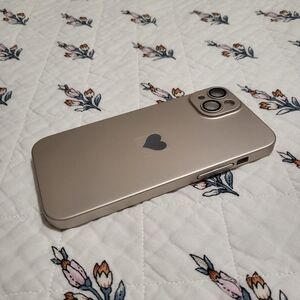 iPhone 15 Plus Case - Champagne